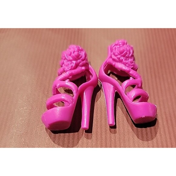Briar Beauty First Chapter Ever After High Doll  Shoes Pink Heels replacement - Picture 2 of 6